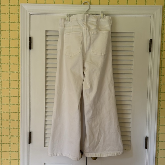 Banana Republic HIGH-RISE WIDE-LEG JEAN - Picture 8 of 8